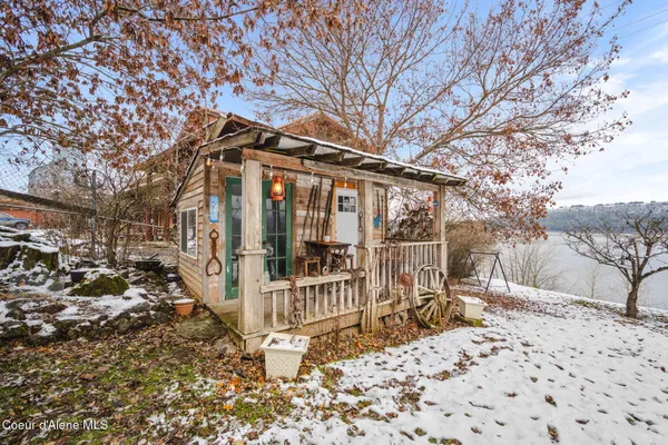 $1,500,000 | 114 North Coeur D'Alene Avenue, Harrison, ID 83833