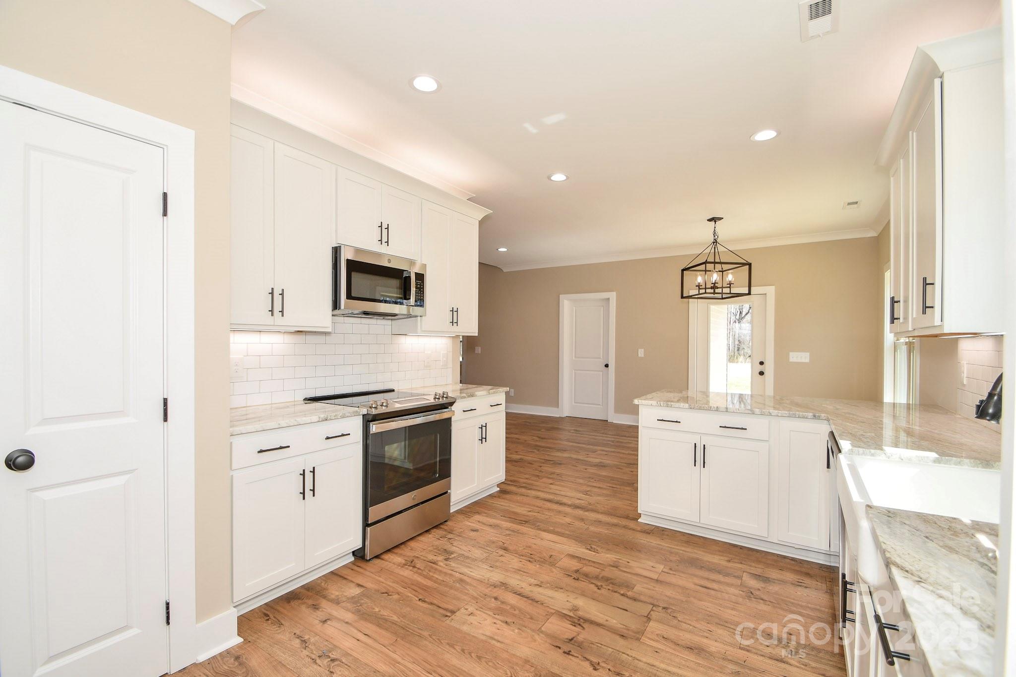 2622 Old Camden Road Monroe, NC 28110 - Photo 11 of 32 Gallery Image 11