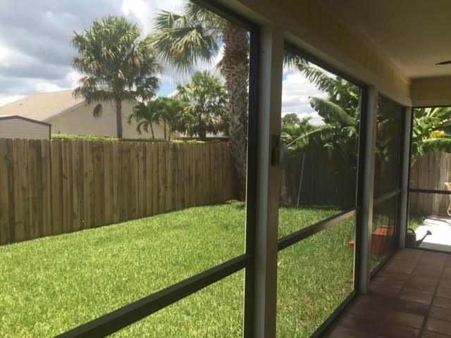6362 Barbara Street Jupiter, FL 33458 - Photo 2 of 12 unnamed-8