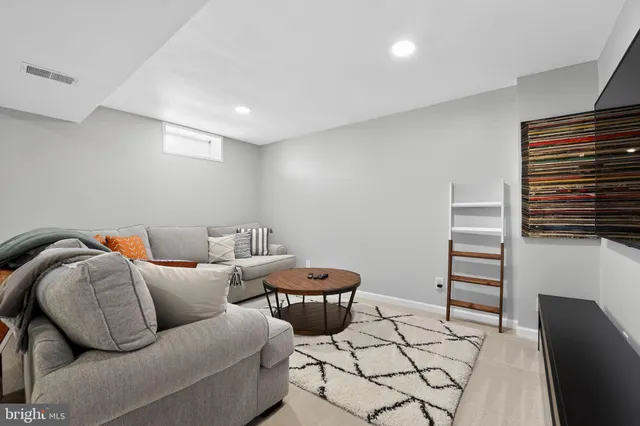 $750,000 | 17215 Vestry Court, Rockville, MD 20855