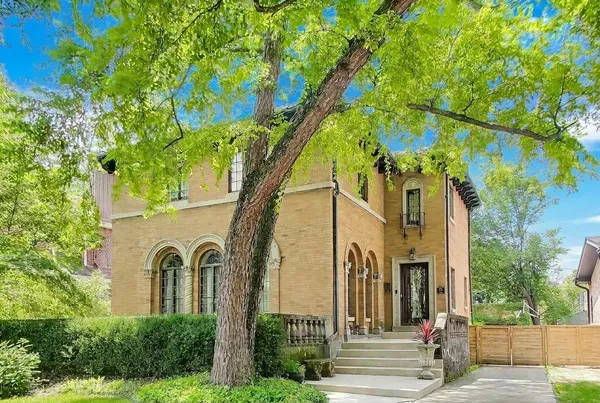 $1,295,000 | 614 North Merrill Street, Park Ridge, IL 60068