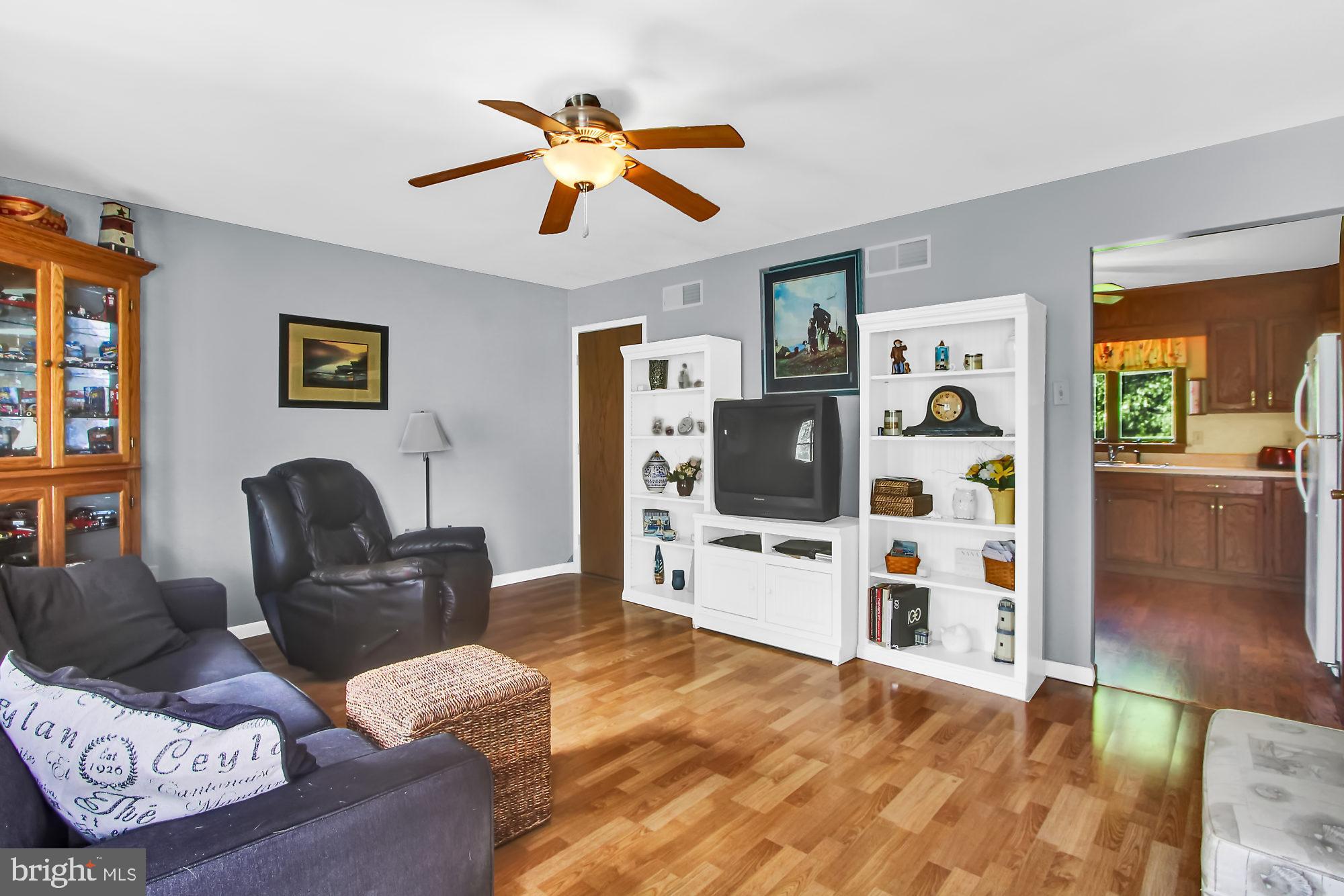 436 Clover Road Etters, PA 17319 - Photo 2 of 24 Gallery Image 2