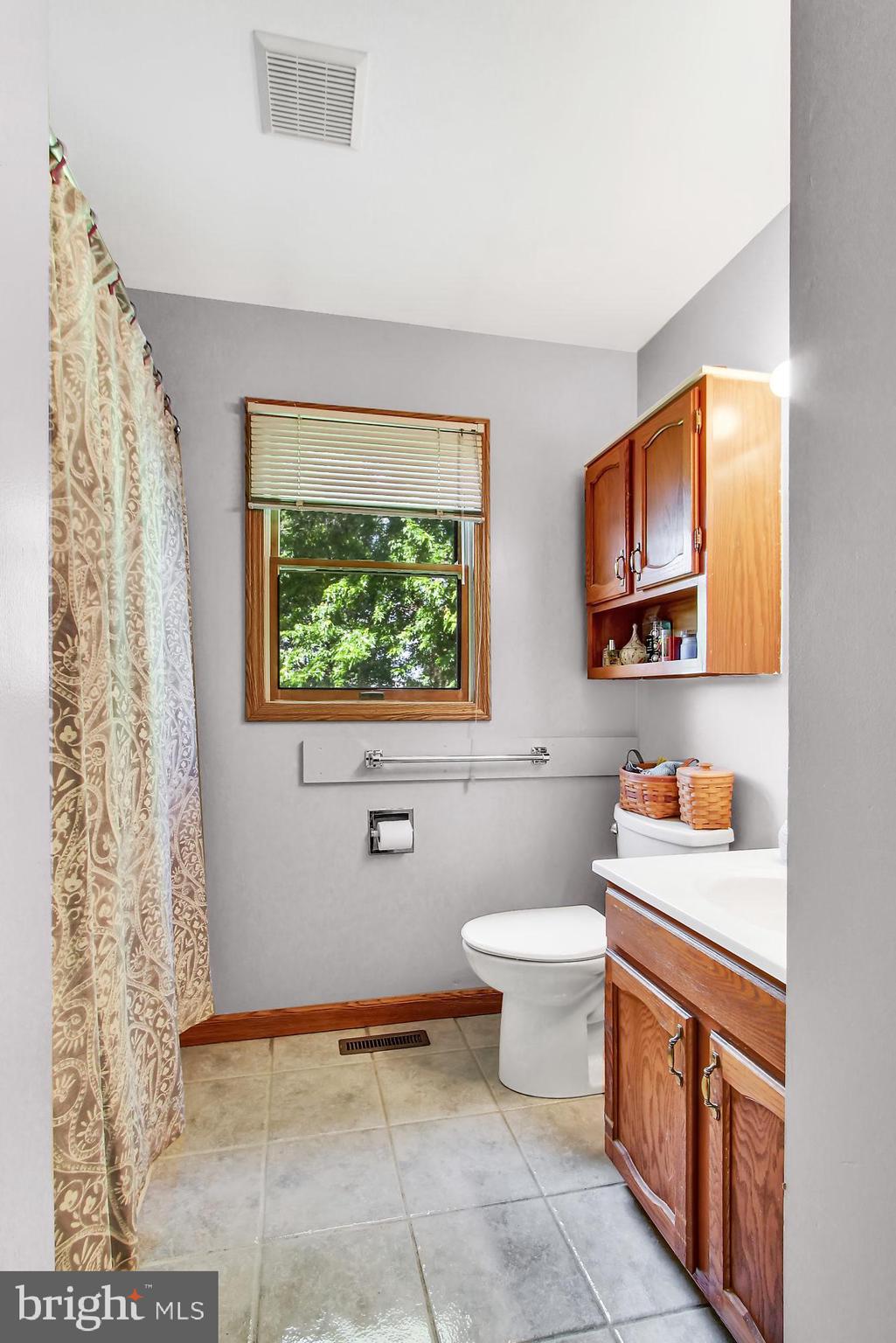 436 Clover Road Etters, PA 17319 - Photo 16 of 24 Gallery Image 16