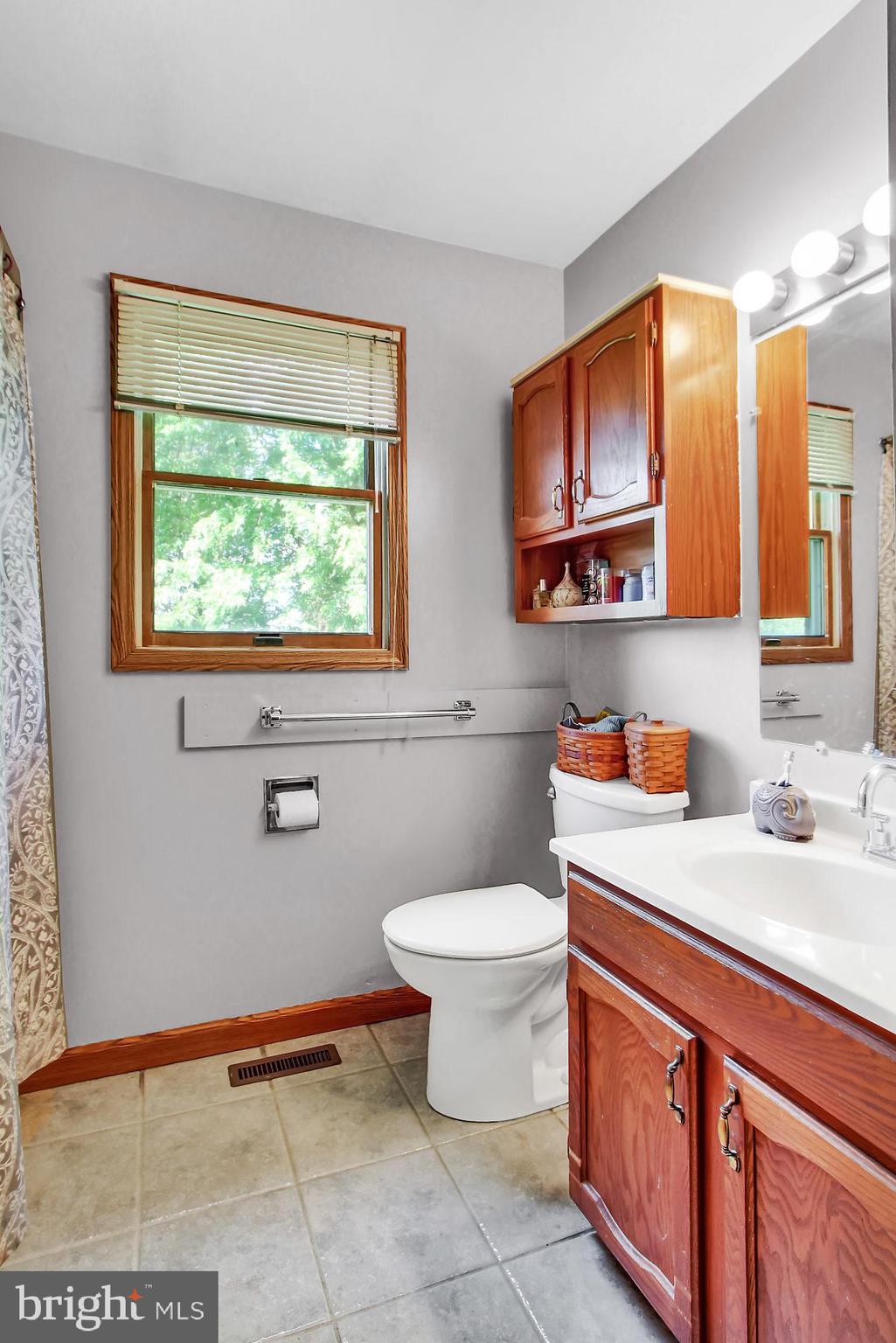 436 Clover Road Etters, PA 17319 - Photo 17 of 24 Gallery Image 17
