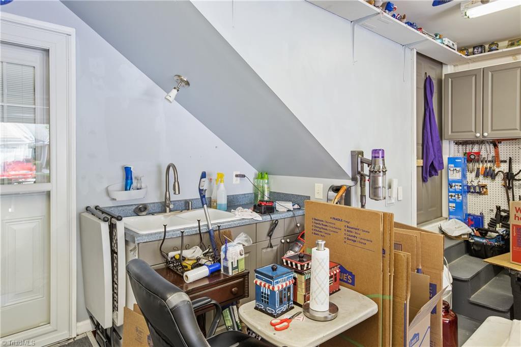 643 Ansley Way High Point, NC 27265 - Photo 29 of 42 Gallery Image 29