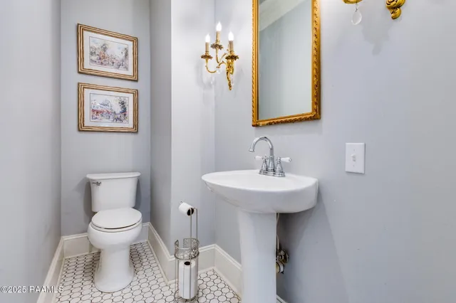 $295,000 | 505 North Ave H, Crowley, LA 70526