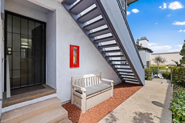 $3,200 | 3209 Midway Drive, Unit 203, San Diego, CA 92110