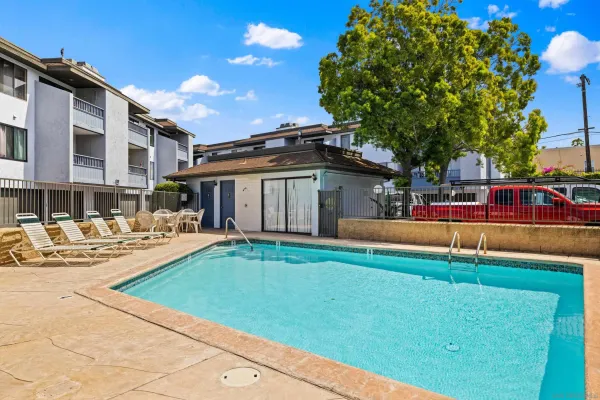 $3,200 | 3209 Midway Drive, Unit 203, San Diego, CA 92110