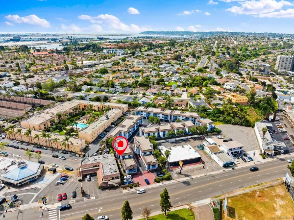 $3,200 | 3209 Midway Drive, Unit 203, San Diego, CA 92110