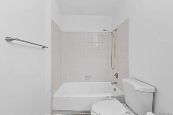 $3,200 | 3209 Midway Drive, Unit 203, San Diego, CA 92110