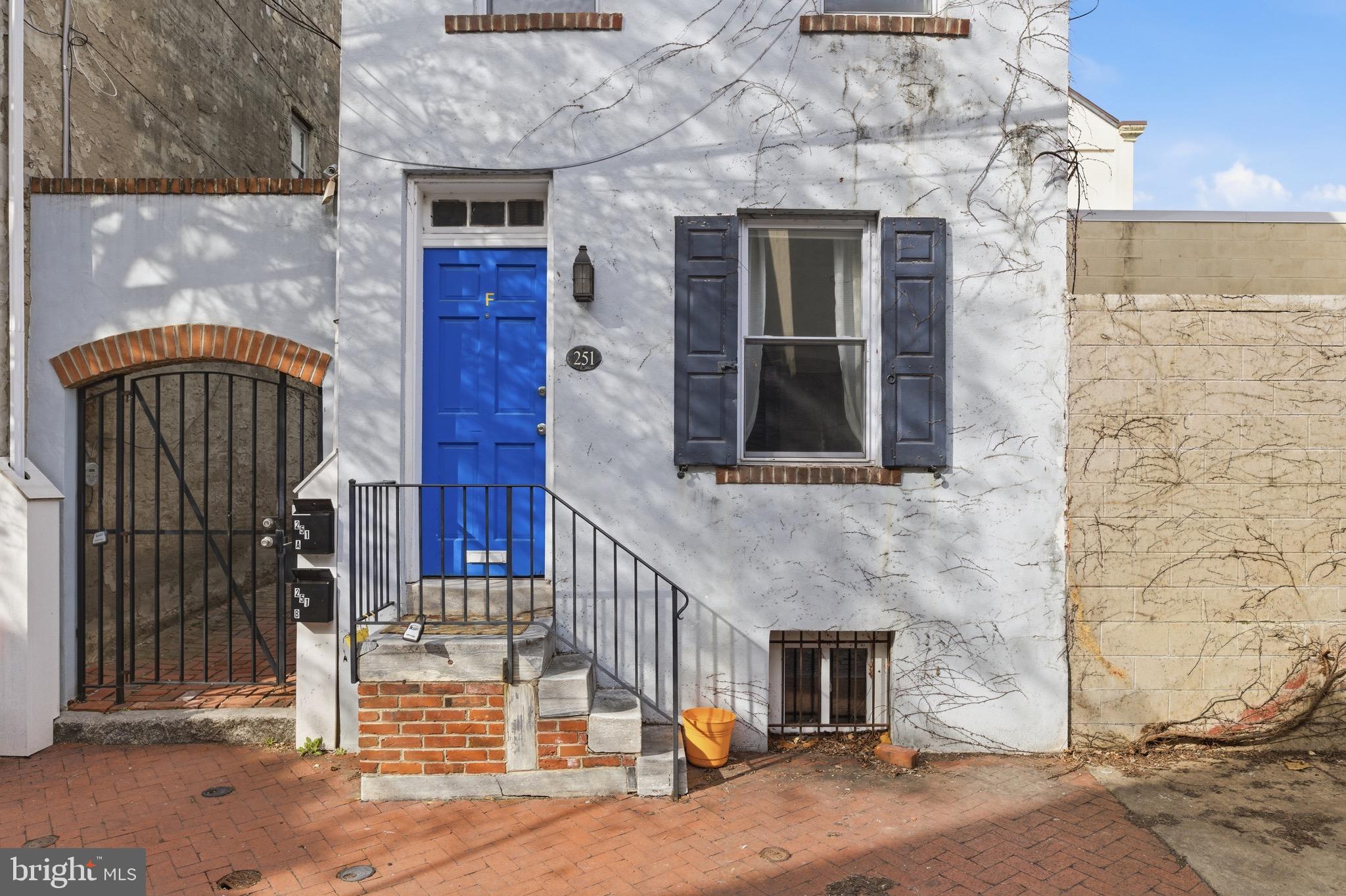 251 Fulton Street, Unit F Philadelphia, PA 19147 - Photo 1 of 18