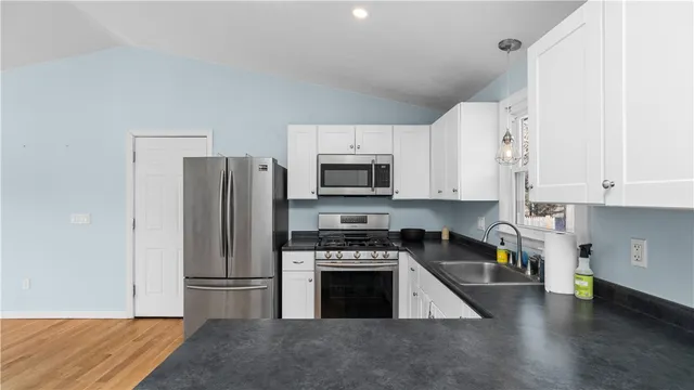 $3,500 | 82 Primrose Drive, Warwick, RI 02818