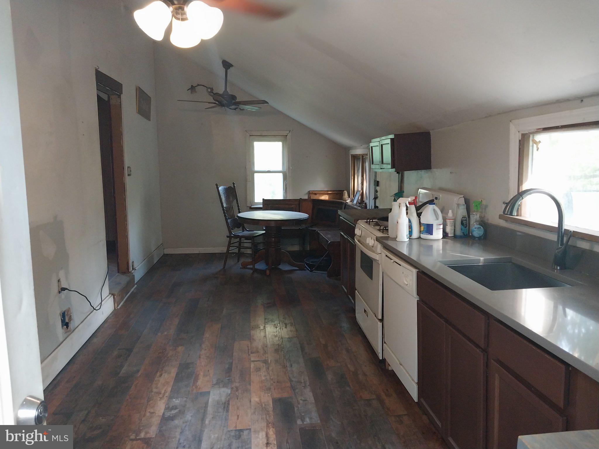 16 Springfield Road Wrightstown, NJ 08562 - Photo 5 of 5 Gallery Image 5