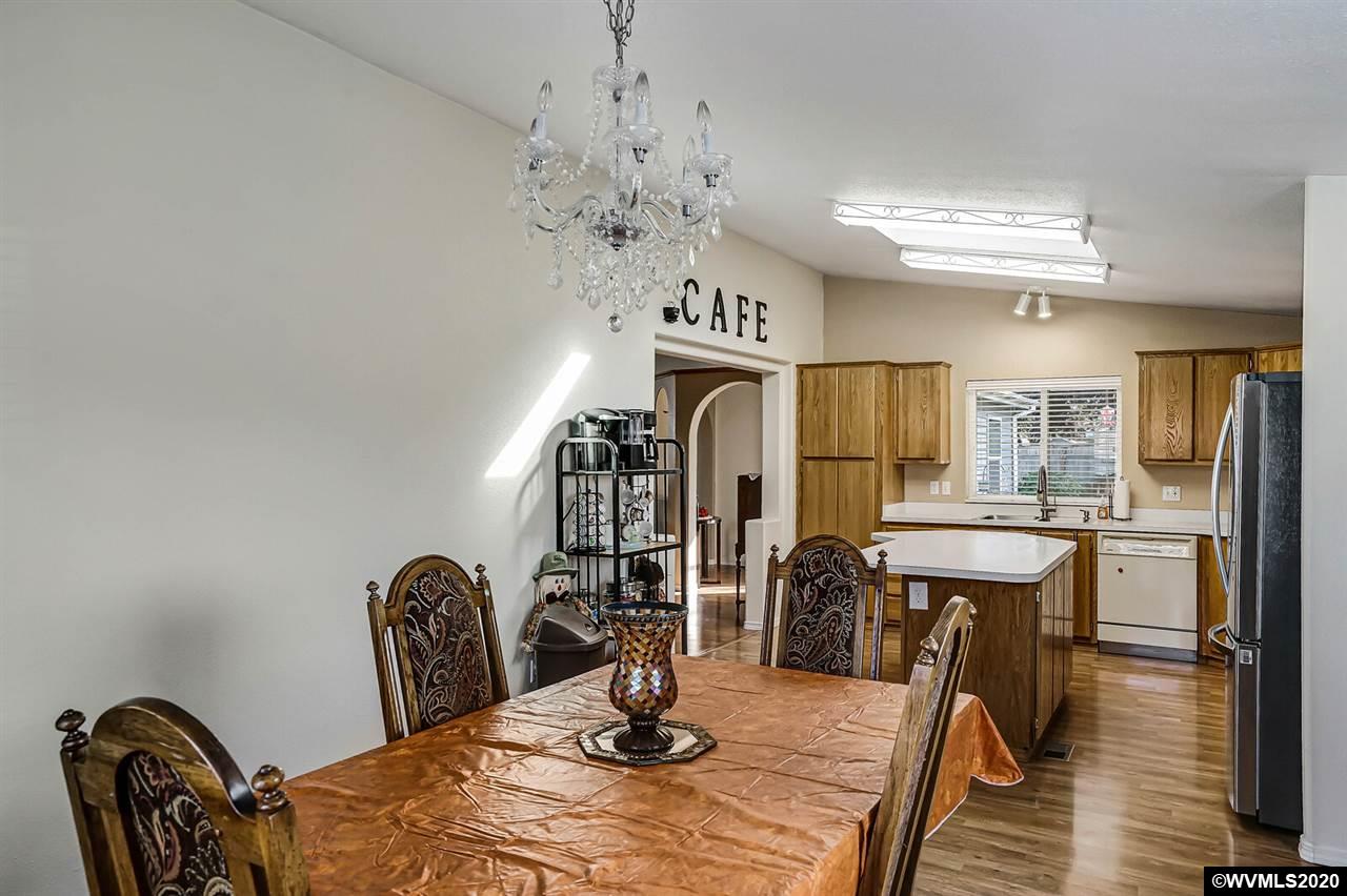 335 Clover Ridge Road Northeast Albany, OR 97322 - Photo 20 of 34