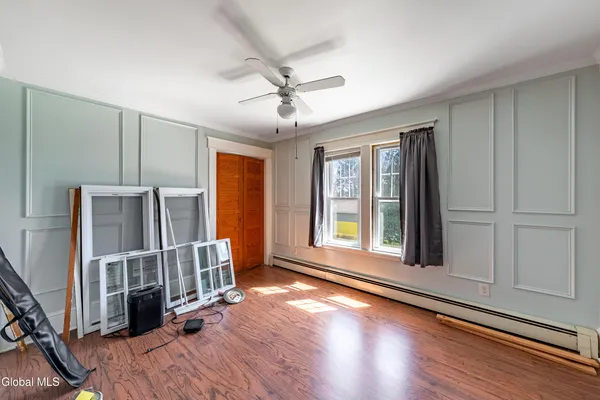 $299,500 | 32 Sanders Avenue, Scotia, NY 12302