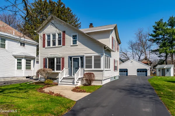 $299,500 | 32 Sanders Avenue, Scotia, NY 12302