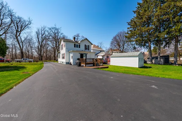 $299,500 | 32 Sanders Avenue, Scotia, NY 12302