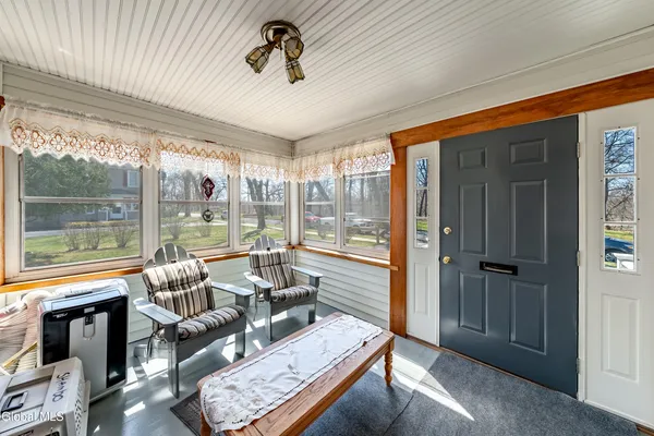 $299,500 | 32 Sanders Avenue, Scotia, NY 12302