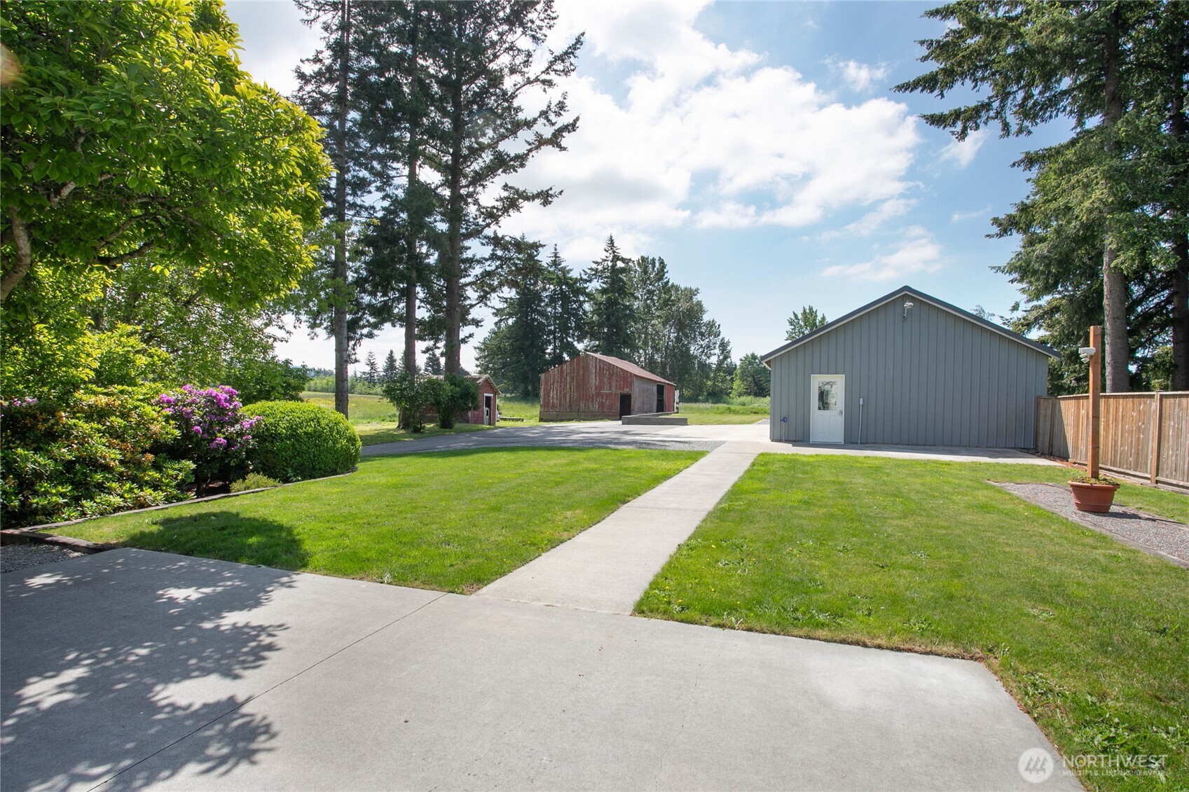 551 East Smith Road Bellingham, WA 98226 - Photo 30 of 39