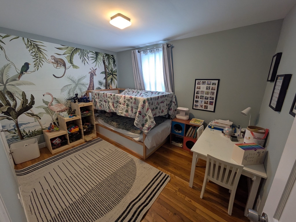 18 Nickerson Road Bedford, MA 01730 - Photo 10 of 16