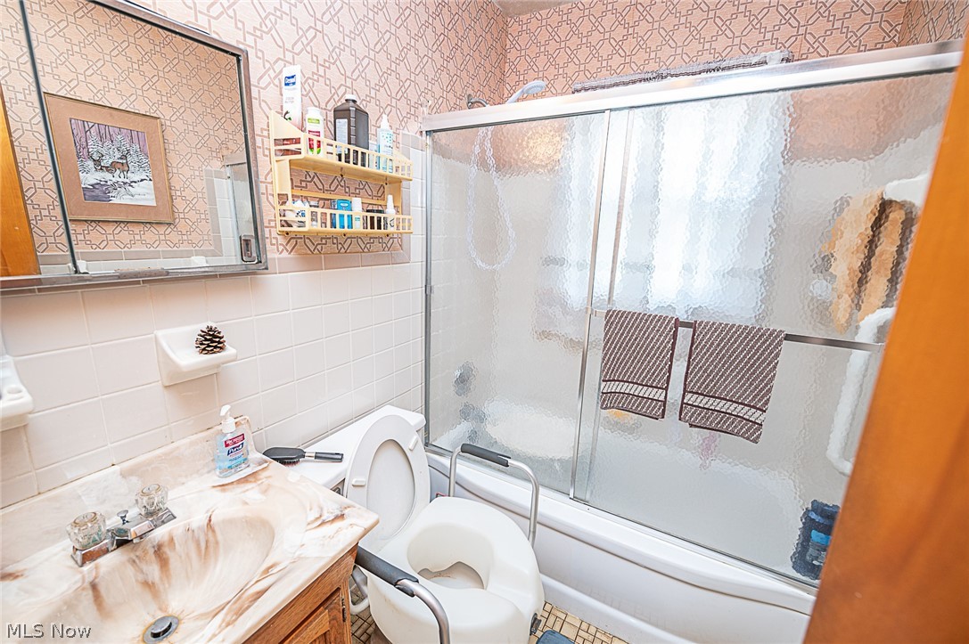 28661 Forest Road Willowick, OH 44095 - Photo 14 of 28