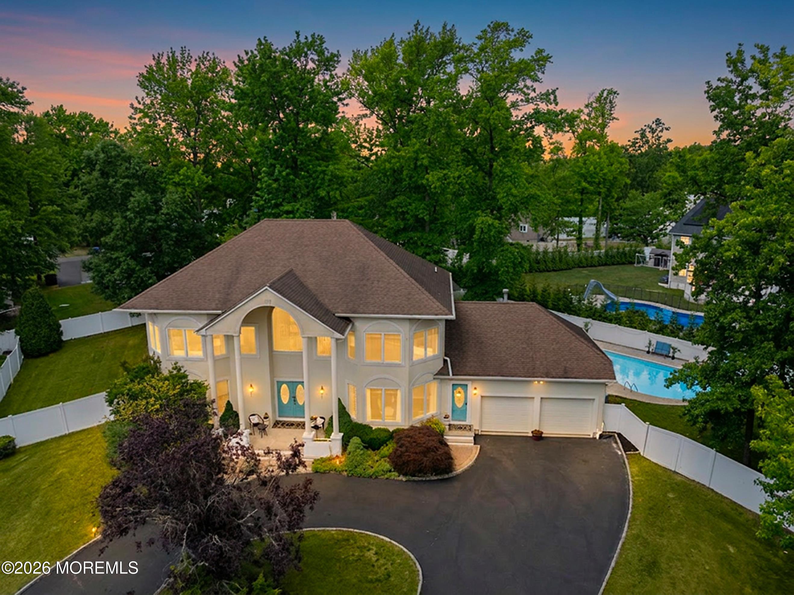 376 Morristown Road Matawan, NJ 07747 - Photo 1 of 69 ljxgh4j4lt