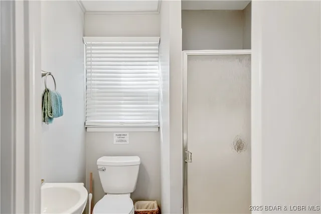 $574,900 | 142 Elm Lane, Sunrise Beach, MO 65079