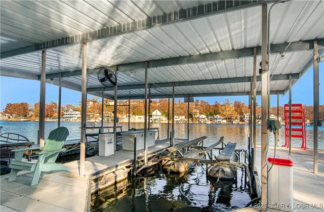 $574,900 | 142 Elm Lane, Sunrise Beach, MO 65079