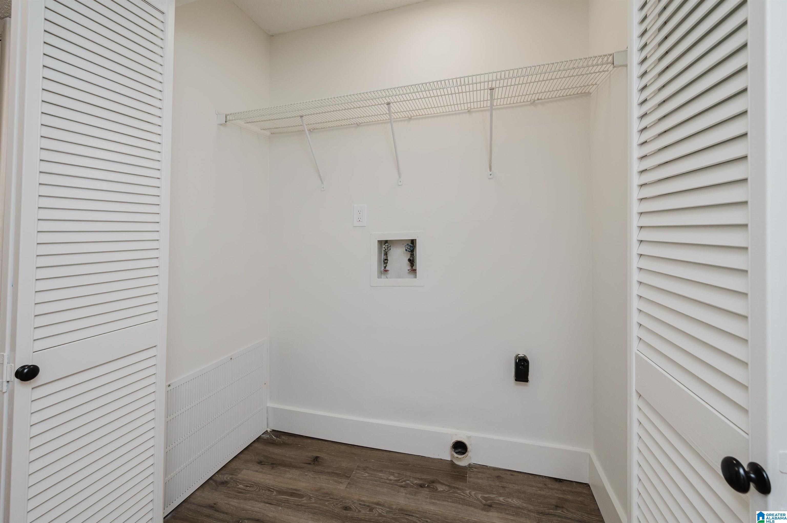 1834 Oakleaf Lane Birmingham, AL 35215 - Photo 26 of 40