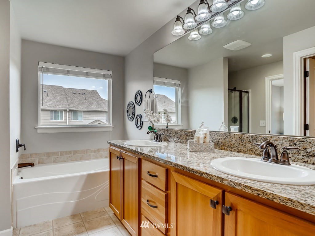 4660 Northeast 3rd Court, Unit J3 Renton, WA 98059 - Photo 16 of 30 Gallery Image 16