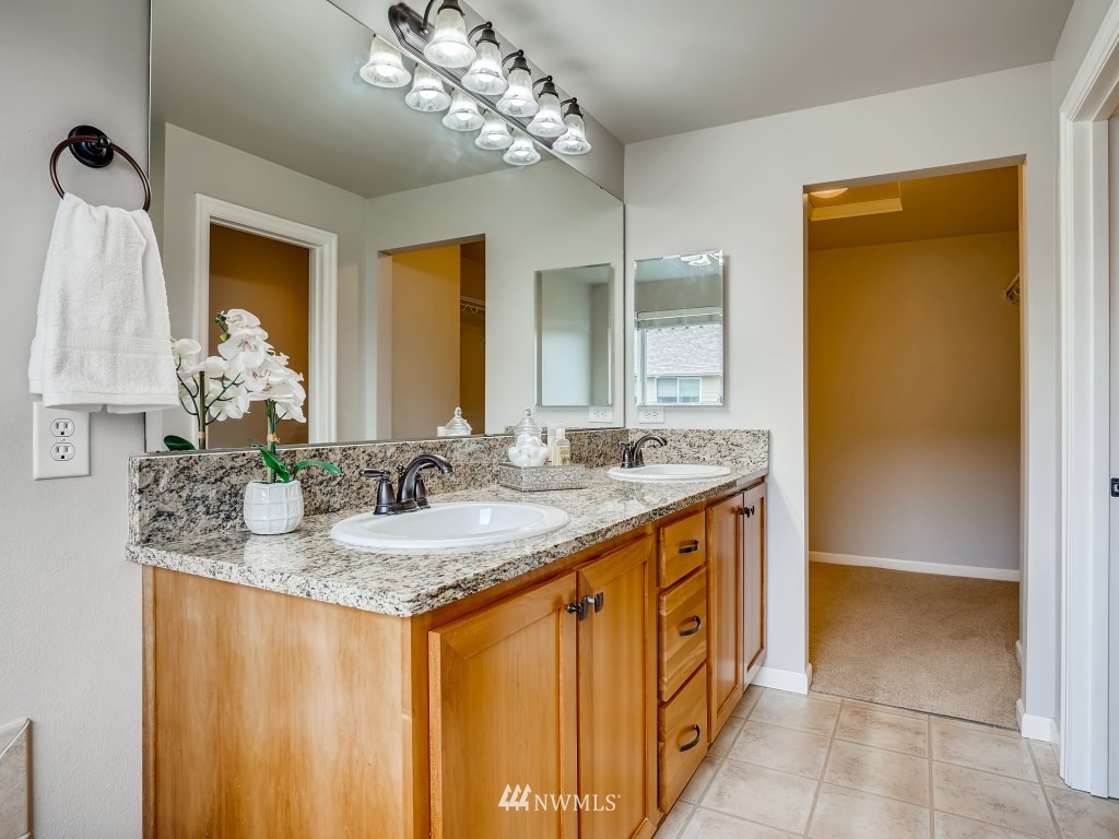 4660 Northeast 3rd Court, Unit J3 Renton, WA 98059 - Photo 18 of 30 Gallery Image 18