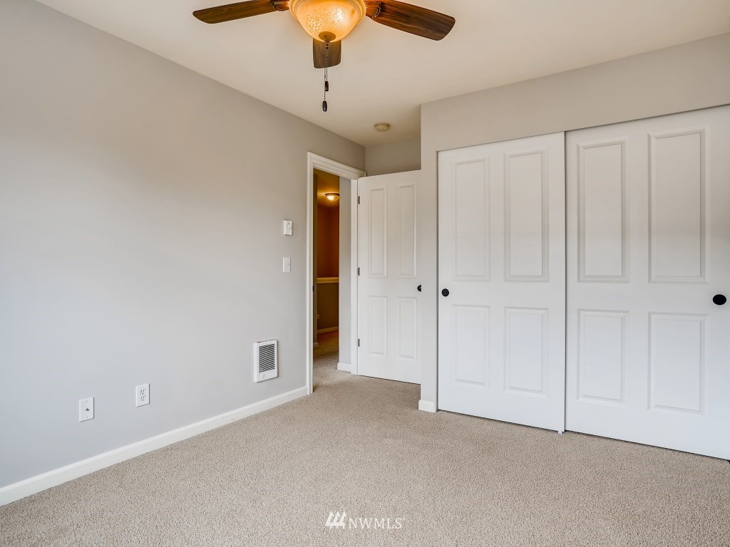 4660 Northeast 3rd Court, Unit J3 Renton, WA 98059 - Photo 21 of 30 Gallery Image 21