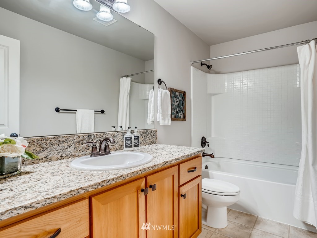 4660 Northeast 3rd Court, Unit J3 Renton, WA 98059 - Photo 22 of 30 Gallery Image 22