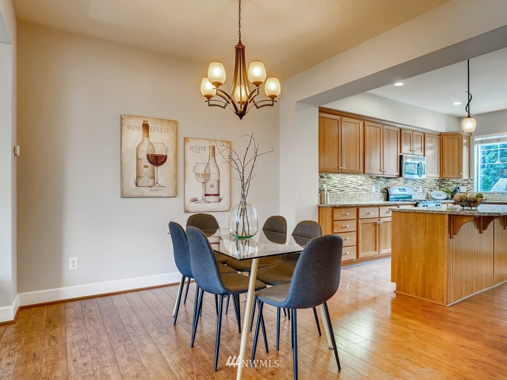 4660 Northeast 3rd Court, Unit J3 Renton, WA 98059 - Photo 7 of 30 Gallery Image 7