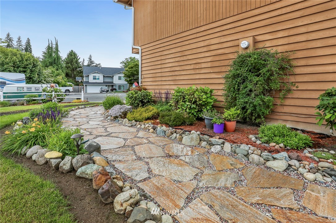 19230 90th Place Northeast Bothell, WA 98011 - Photo 34 of 40