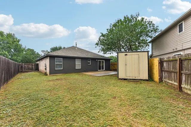 $280,000 | 717 Blair Avenue, Bastrop, TX 78602