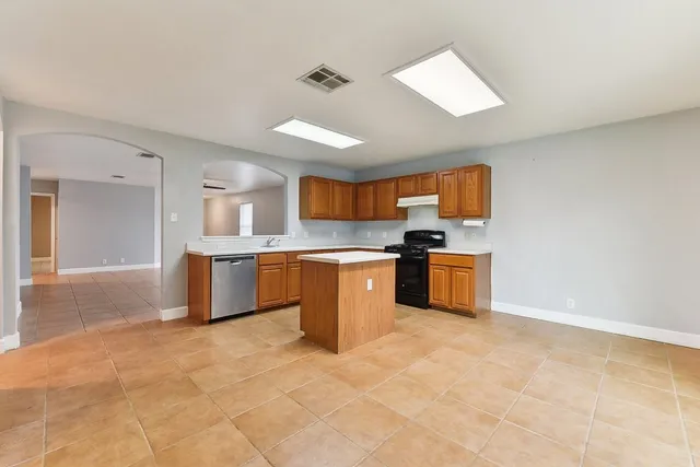 $280,000 | 717 Blair Avenue, Bastrop, TX 78602