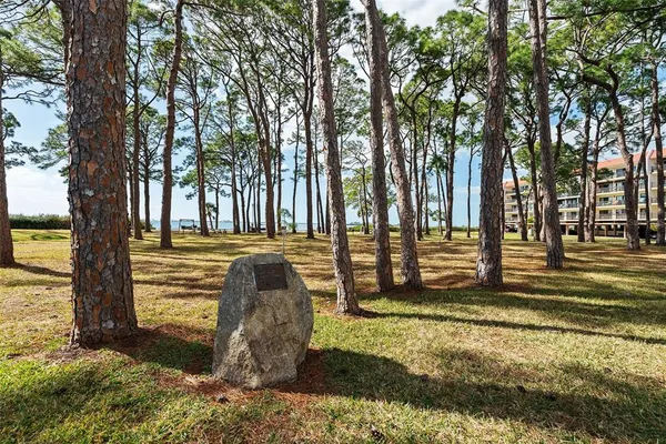 $154,999 | 2700 Bayshore Boulevard, Unit 4106, Dunedin, FL 34698