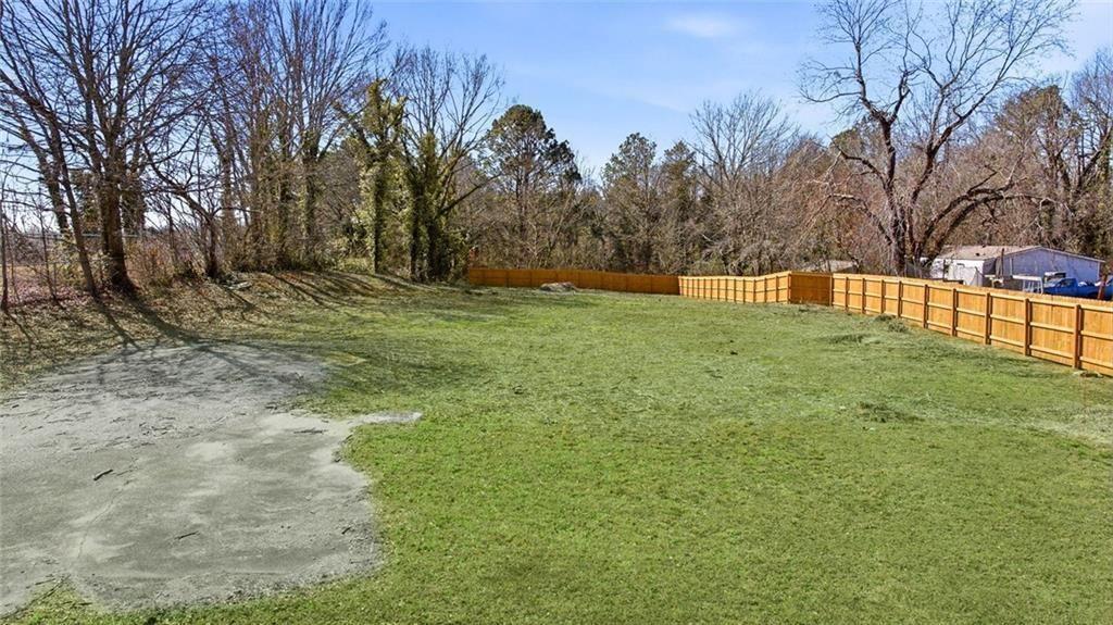 5323 Thompson Bridge Road Murrayville, GA 30564 - Photo 5 of 33