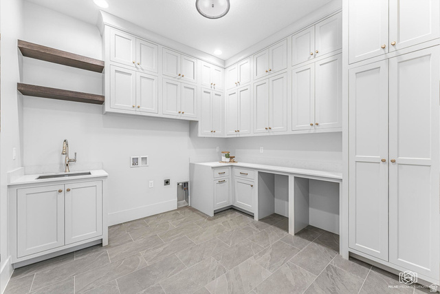 1468 South Red Cliffs Temple Lane St. George, UT 84790 - Photo 22 of 64 Laundry area featuring hookup for a washing machine, cabinet space, hookup for an electric dryer, and recessed lighting
