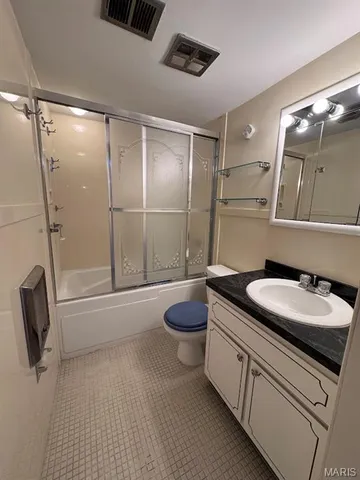 $150,000 | 10008 Sakura Drive, St. Louis, MO 63128