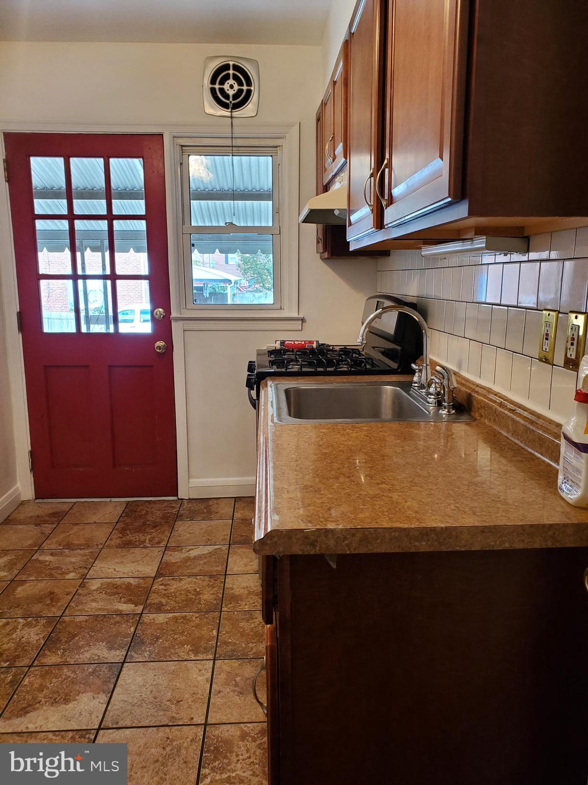 105 Kingston Road Baltimore, MD 21220 - Photo 11 of 37 Kitchen View B