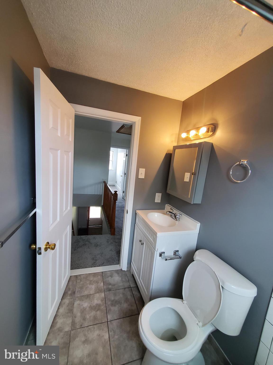 105 Kingston Road Baltimore, MD 21220 - Photo 16 of 37 Bathroom View B