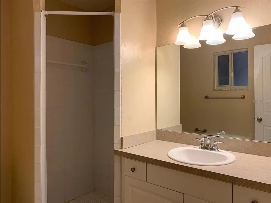 501 Southwest 75th Street, Unit H7 Gainesville, FL 32607 - Photo 10 of 11 Gallery Image 10