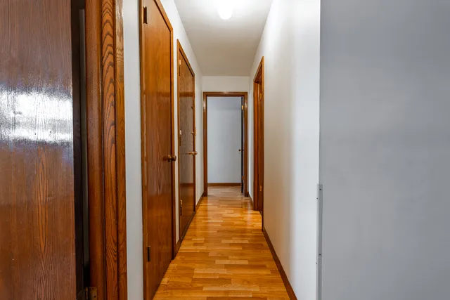 $1,995 | 4617 Grove Avenue, Unit 1N, Brookfield, IL 60513