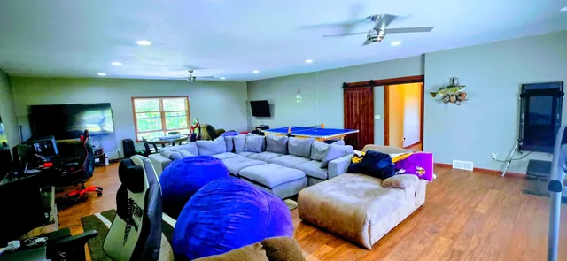 $698,800 | 200 Oak Road, Warroad, MN 56763