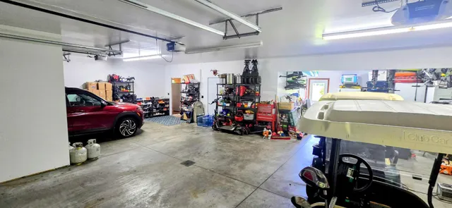 $698,800 | 200 Oak Road, Warroad, MN 56763