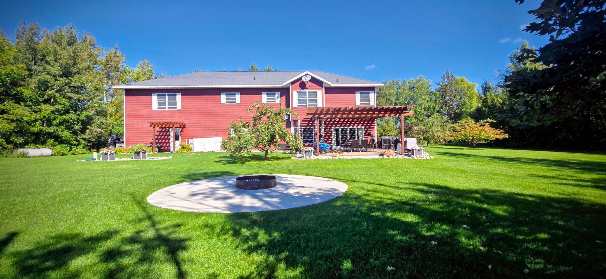 200 Oak Road Warroad, MN 56763 - Photo 4 of 30