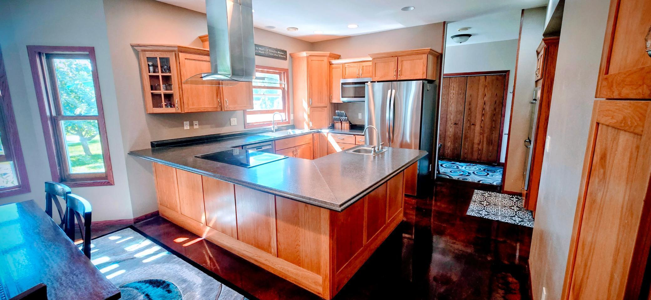 200 Oak Road Warroad, MN 56763 - Photo 6 of 30