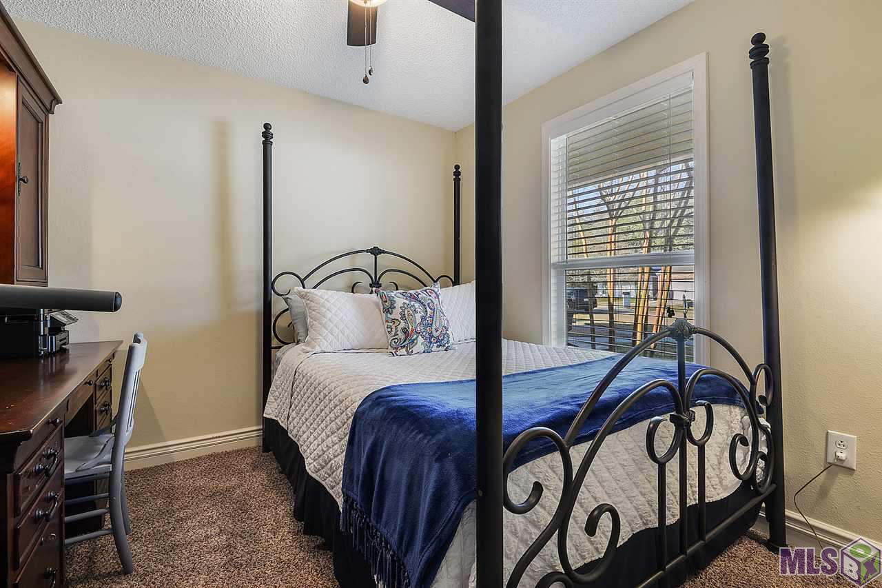 240 Meadow Bend Drive Baton Rouge, LA 70820 - Photo 11 of 12